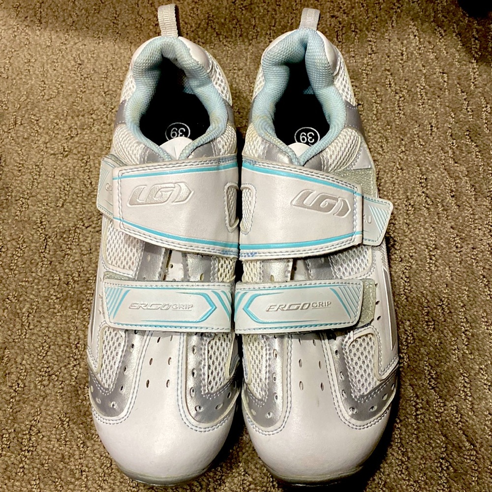 Bicycle/spin lock-in bike shoes